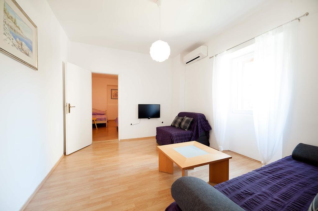 Dalmatian Garden - Free Parking - City Centre Σίμπενικ Δωμάτιο φωτογραφία
